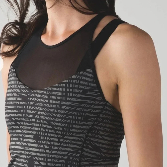 lululemon athletica Tops - LULULEMON Running In The City Tank High Neck Stripe Play Slate Black Women's 6